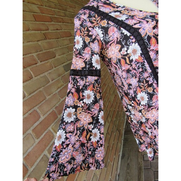 Altar'd State Floral Black Pink Babydoll Boho Mini Dress Bell Sleeve Size XS - Picture 9 of 15